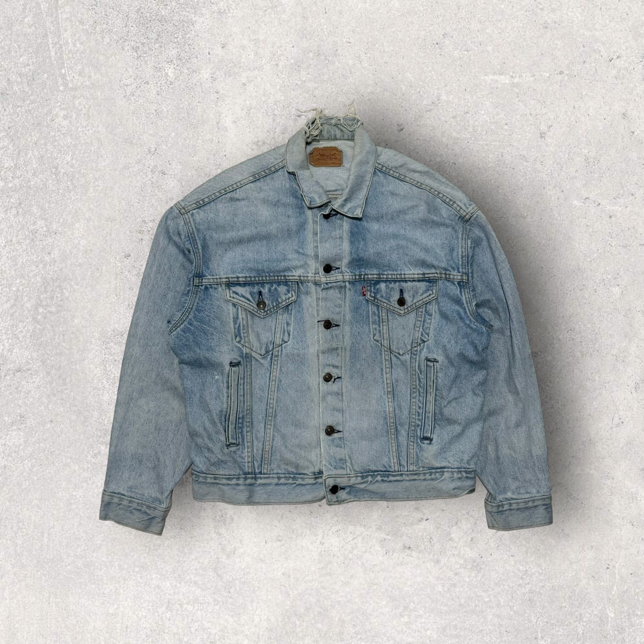 "90's Levi's" 70507 denim jacket made in USA