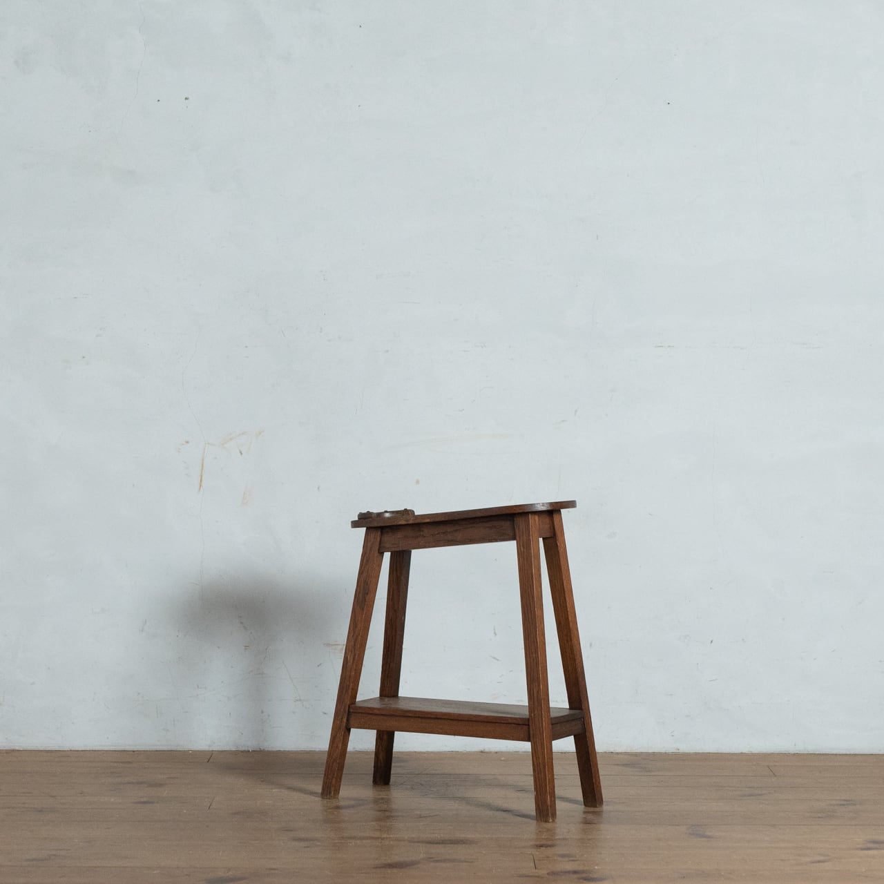 Shoe Shine Stand / シューシャイン スタンド〈靴・靴磨き・シュー