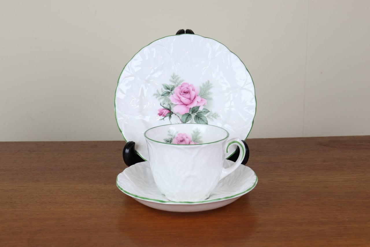 F4　コールポート　カントリーローズ　トリオ　カップ　プレート　ケーキ皿　薔薇　キャベツ　COALPORT　ヴィンテージ　陶磁器　イギリス　つ47 |  epoca powered by BASE