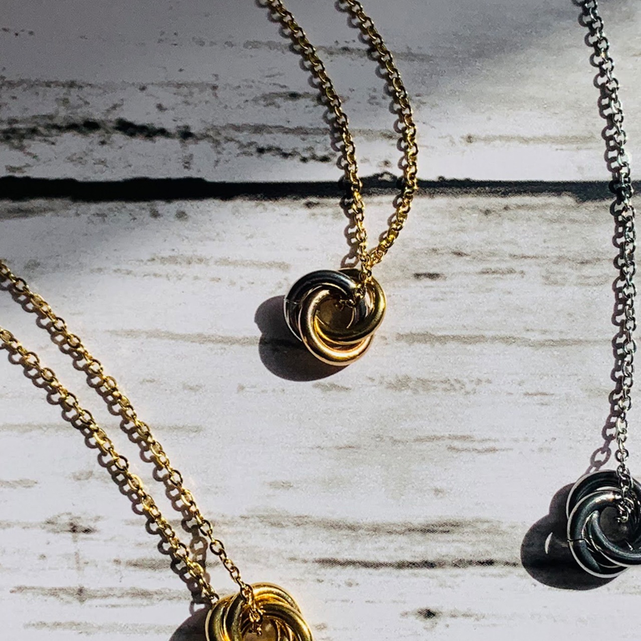 シンプルトリプルリングステンレスネックレスsvgdgd