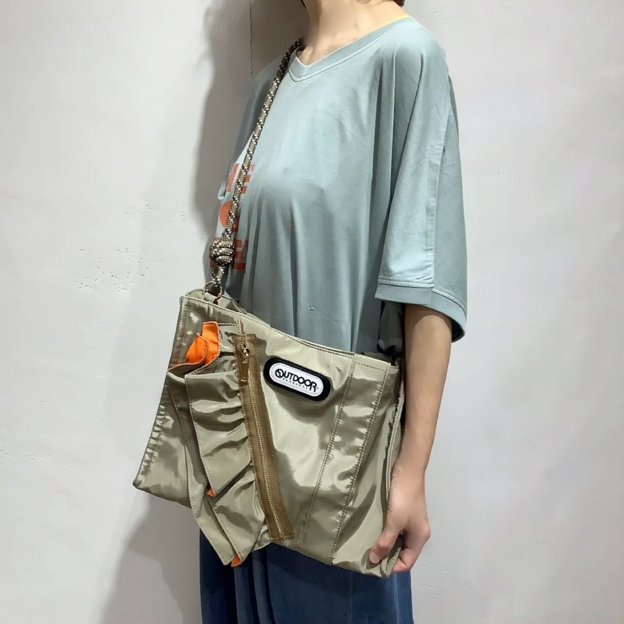 RISLEY×OUTDOOR(リズレイ×アウトドア)】ミディアムフリルトートバッグ