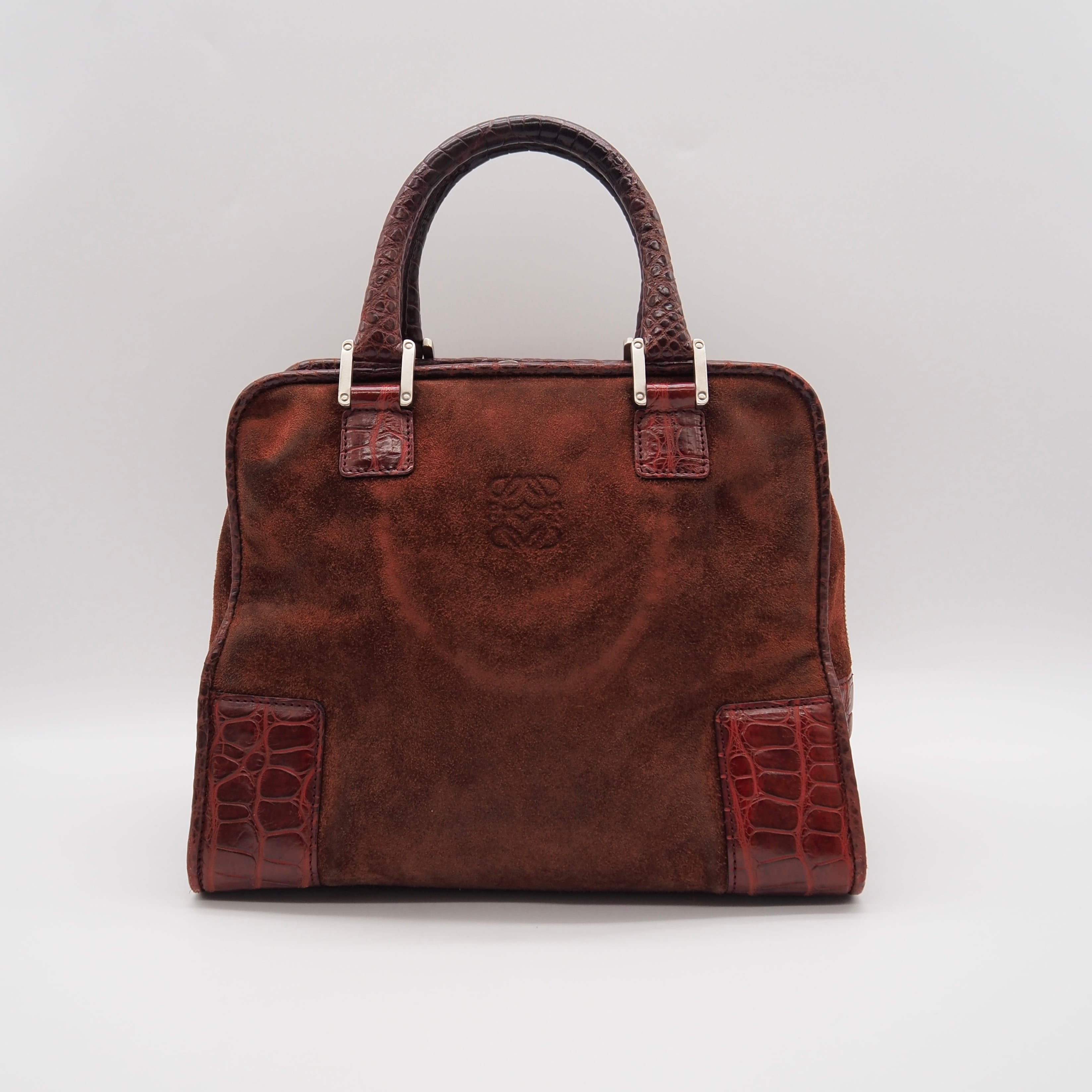 LOEWE アマソナ28 ハンドバッグ レッド スウェード レザー ロエベ