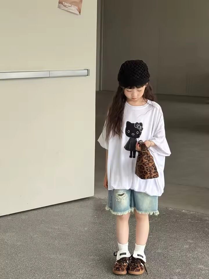 ダメージハーフデニム