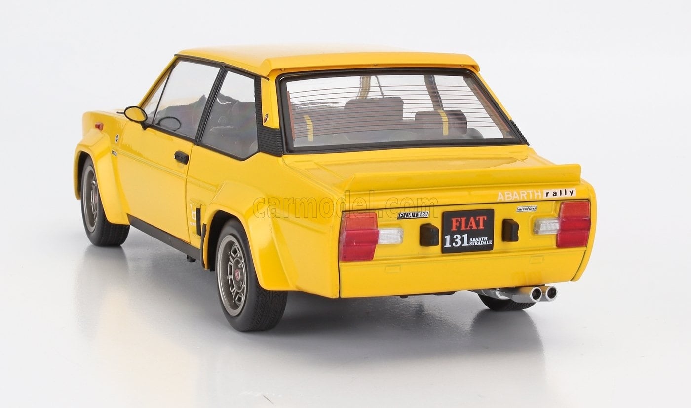 ミニカー 1/18 フィアット 131 アバルト 595 SOLIDO 1/18 FIAT 131