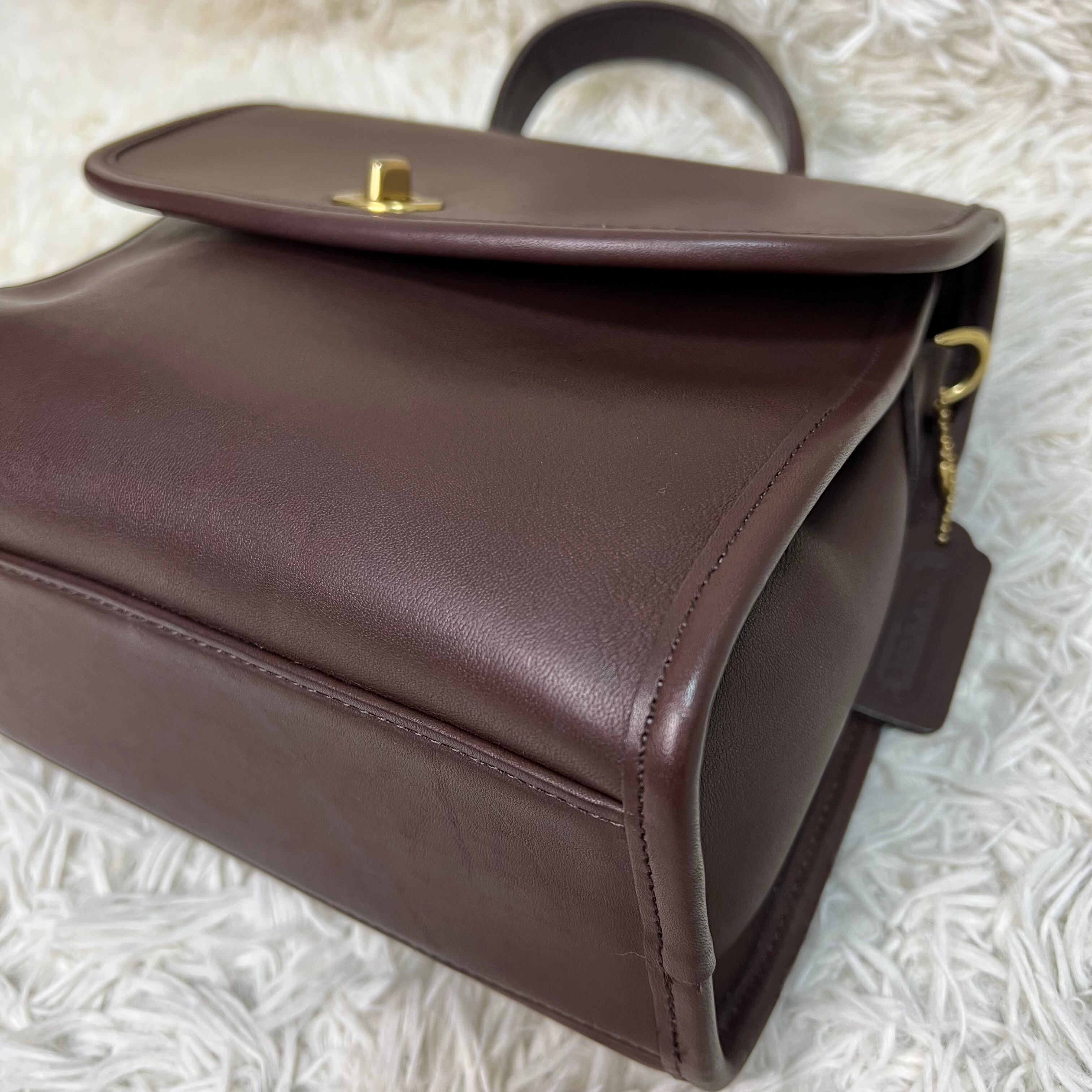 オールドコーチ ハンドバッグ ターンロック MANOR BAG 茶色 ダーク