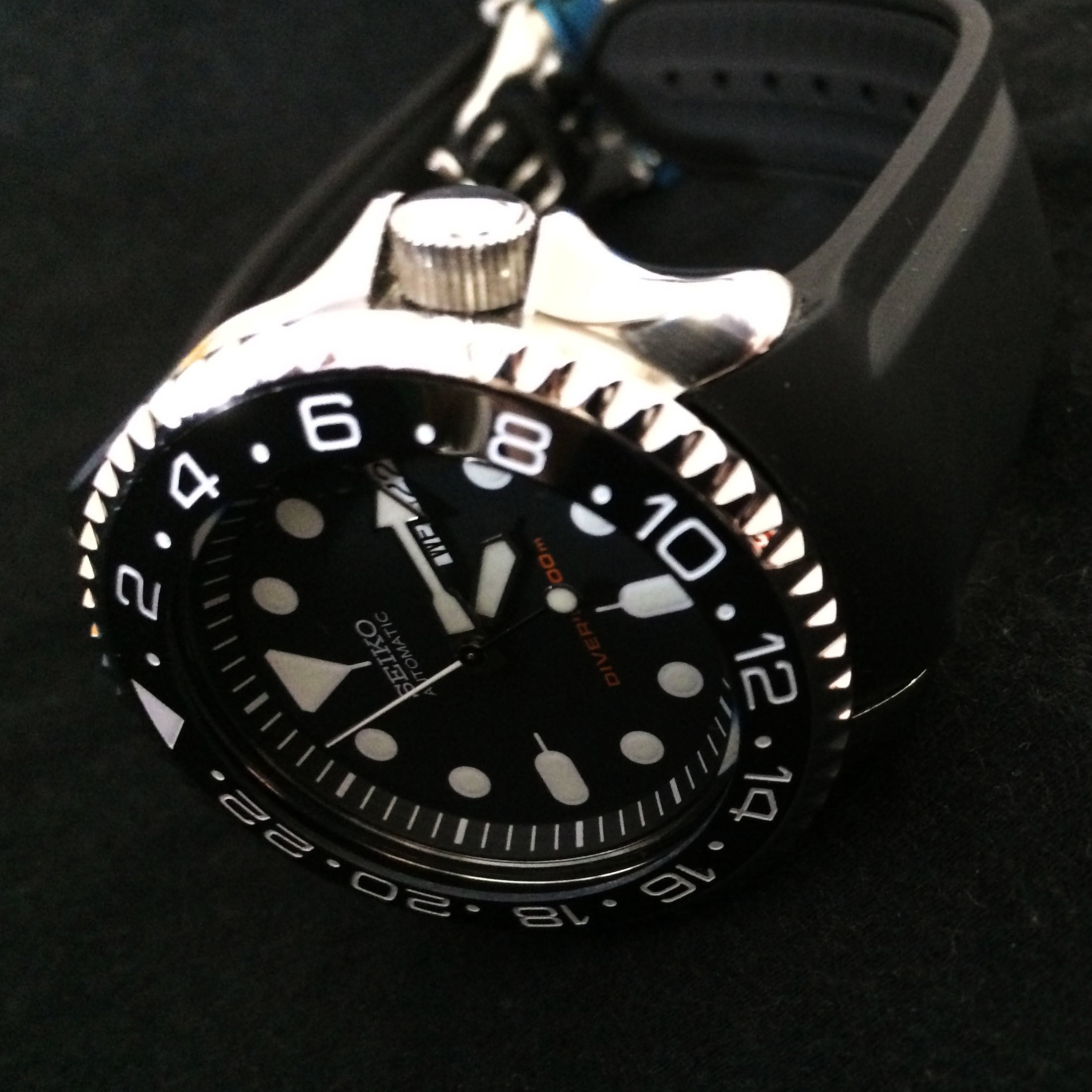社外品 SEIKO ボーイ用ベゼルインサート 純正タイプ 黒 SKX，SRPD 社外