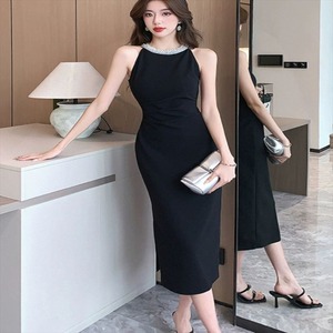 【送料無料】 ロングドレス 衣装 ペンシル マキシ ミモレ Aライン フレア プルオーバー ノースリーブ クルーネック ネックレス風 キラキラ ビジュー エレガント 可愛い 大人可愛い きれいめ シンプル カジュアル シック コンサバ 華やか 大人 上品 おしゃれ お洒落 主役級 こなれ感 高見え 高級感 フェミニン 無地 春 夏 20代 30代 レディース 女性用 お出かけ 女子会 お呼ばれ 休日 お茶会 結婚式 二次会 パーティ 演奏会 フォーマル ファッション スタイル 着痩せ 垢抜け 存在感