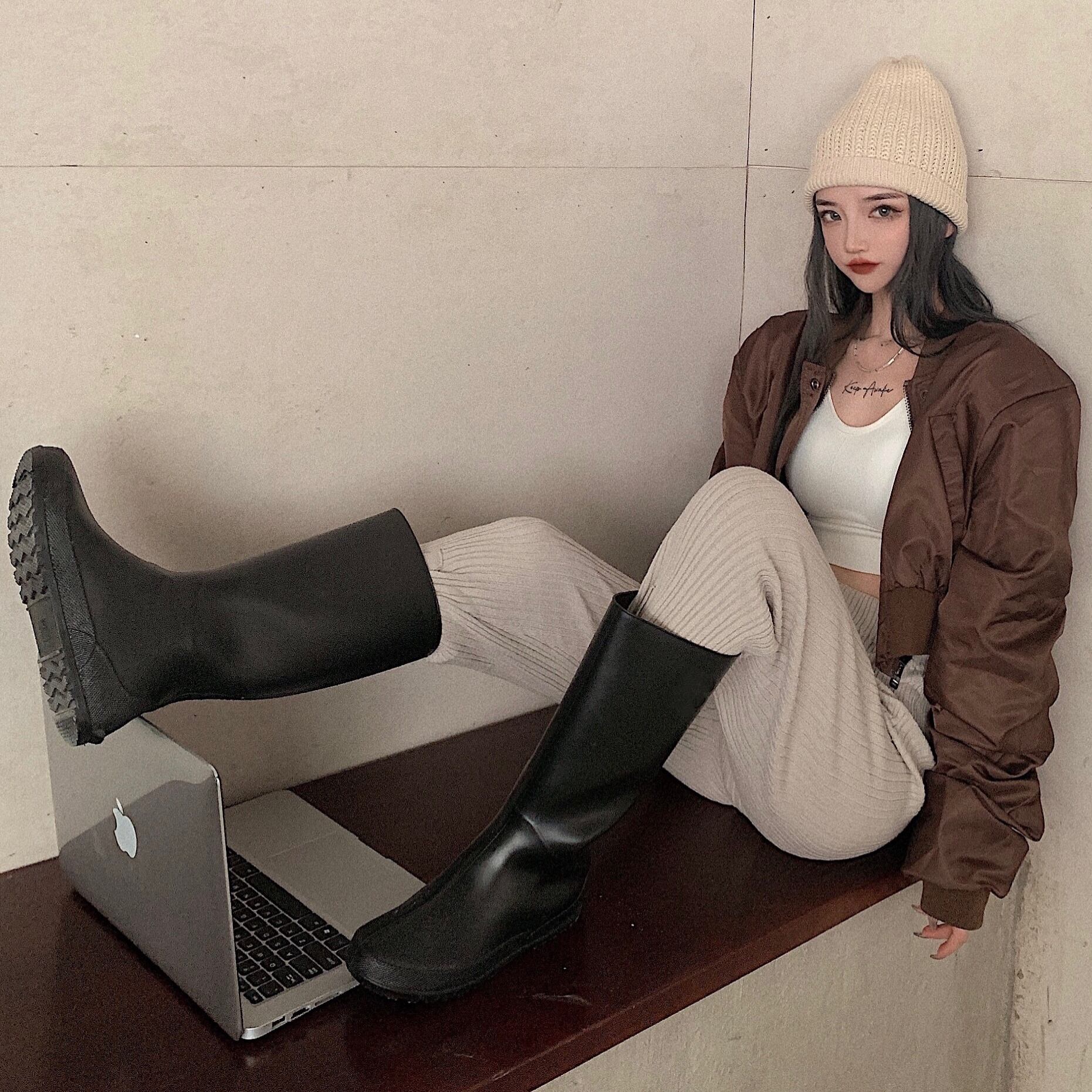 秋のカジュアルファッションスーツ女性2020新しいショート野球ユニムジャケットジャケットハイウエストスリムストレートパンツ ドラファッションホール78990091522