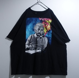 Black Einstein Print Design T-Shirt