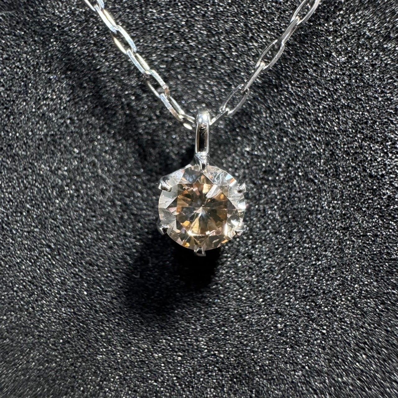 1粒ダイヤ0.7カラットpt900ネックレス￼ブラウンダイヤ Pt900 0.23ct 一粒 ダイヤモンド ネックレス シンプル 6本爪 ライト