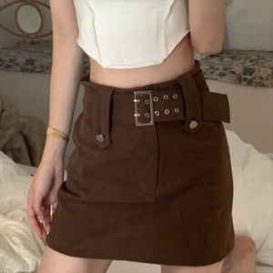 【送料無料】 ミニスカート 無地 ハイウェスト プチプライス カジュアル系 大人可愛い こなれ感 脚長効果 シンプルデザイン ガーリー系 夏 20代 30代 レディースファッション 可愛い お出かけ 女子会 デイリーユース お茶会 お呼ばれ ブラウン