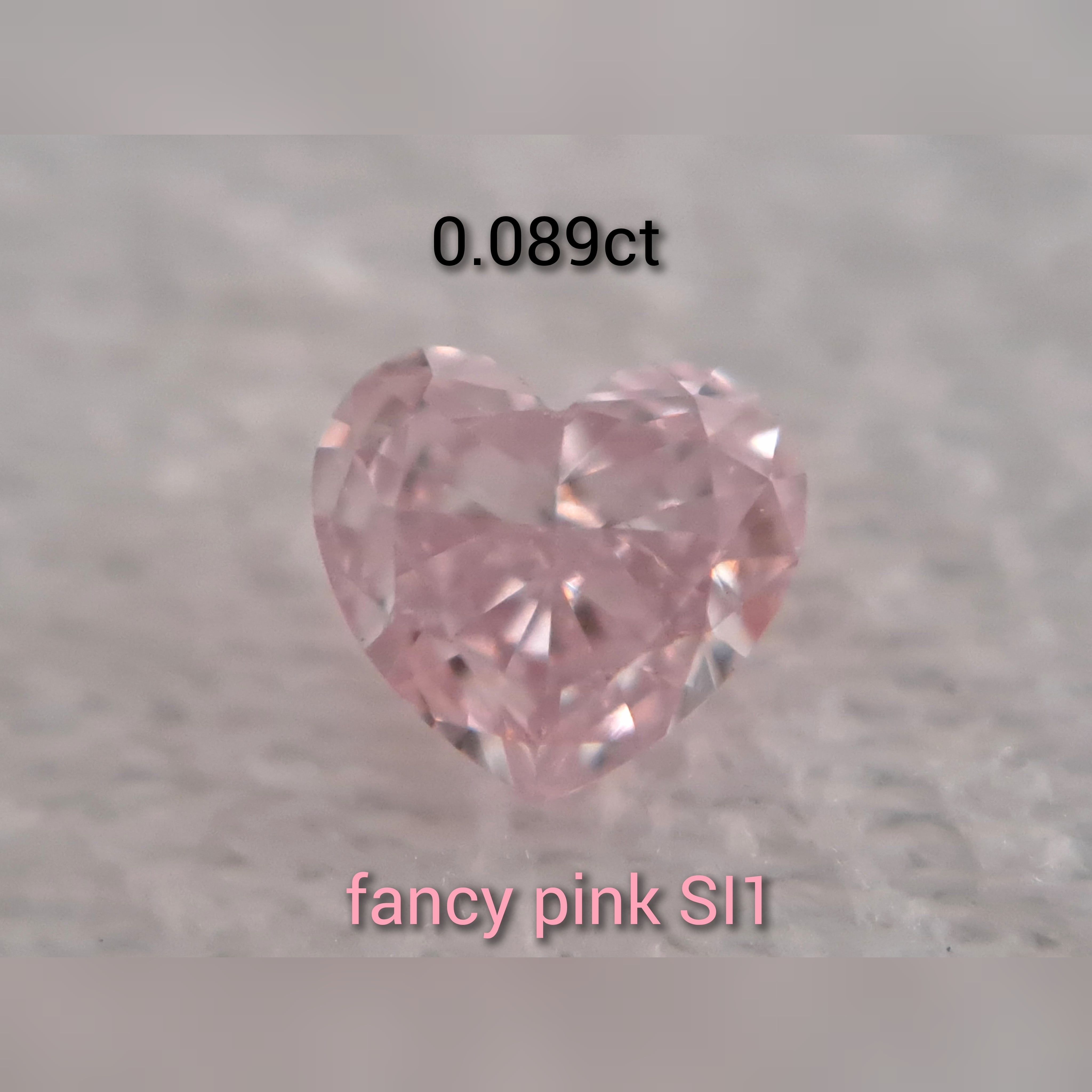 ピンクダイヤモンドルース/ FANCY PINKS / 0.89 ct.