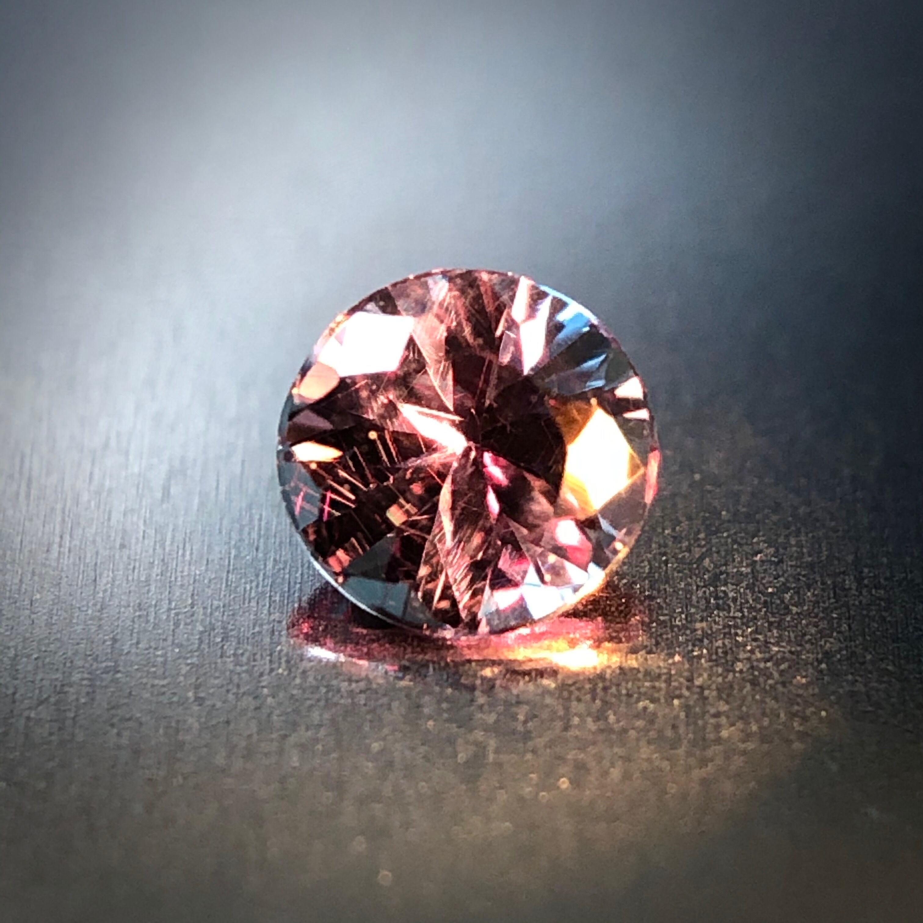 1.2ct　カラーチェンジガーネット　7.5x5.2mm　ルース 1.2ctカラーチェンジガーネット7.5x5.2mmルース