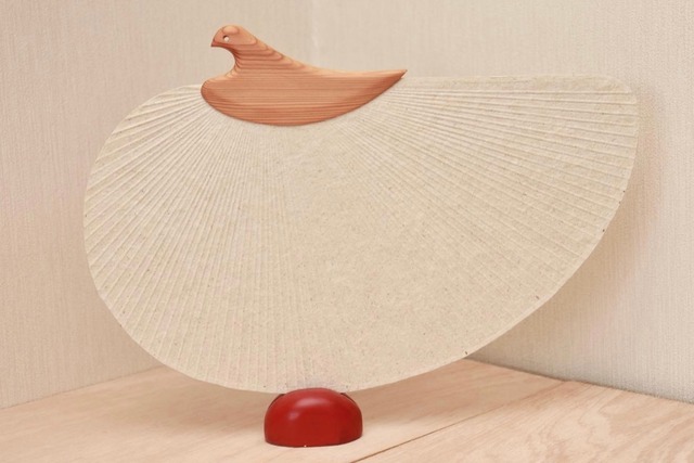 江戸仕立て都うちわ千鳥型【野州麻紙(栃木県)】Edo-style plover-shaped Miyako Uchiwa (handy fan)