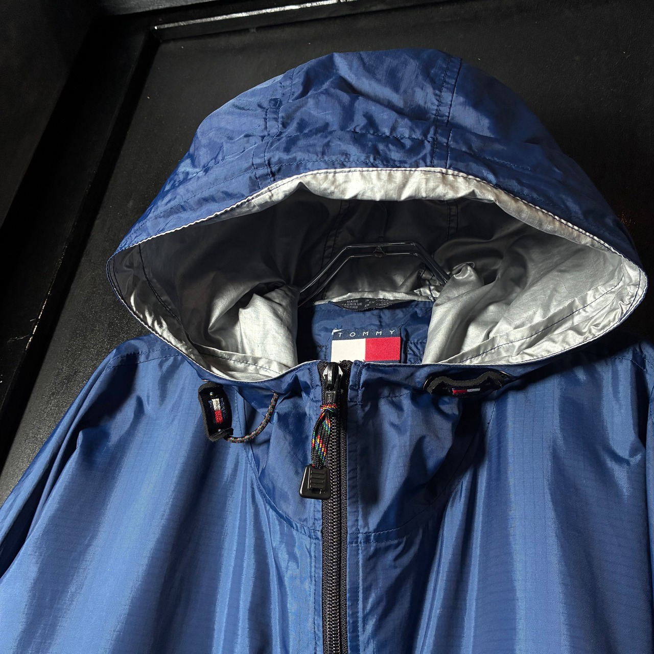 90s TOMMY HILFIGER ナイロンマウンテンパーカー ブルー×ブラック リップストップ
