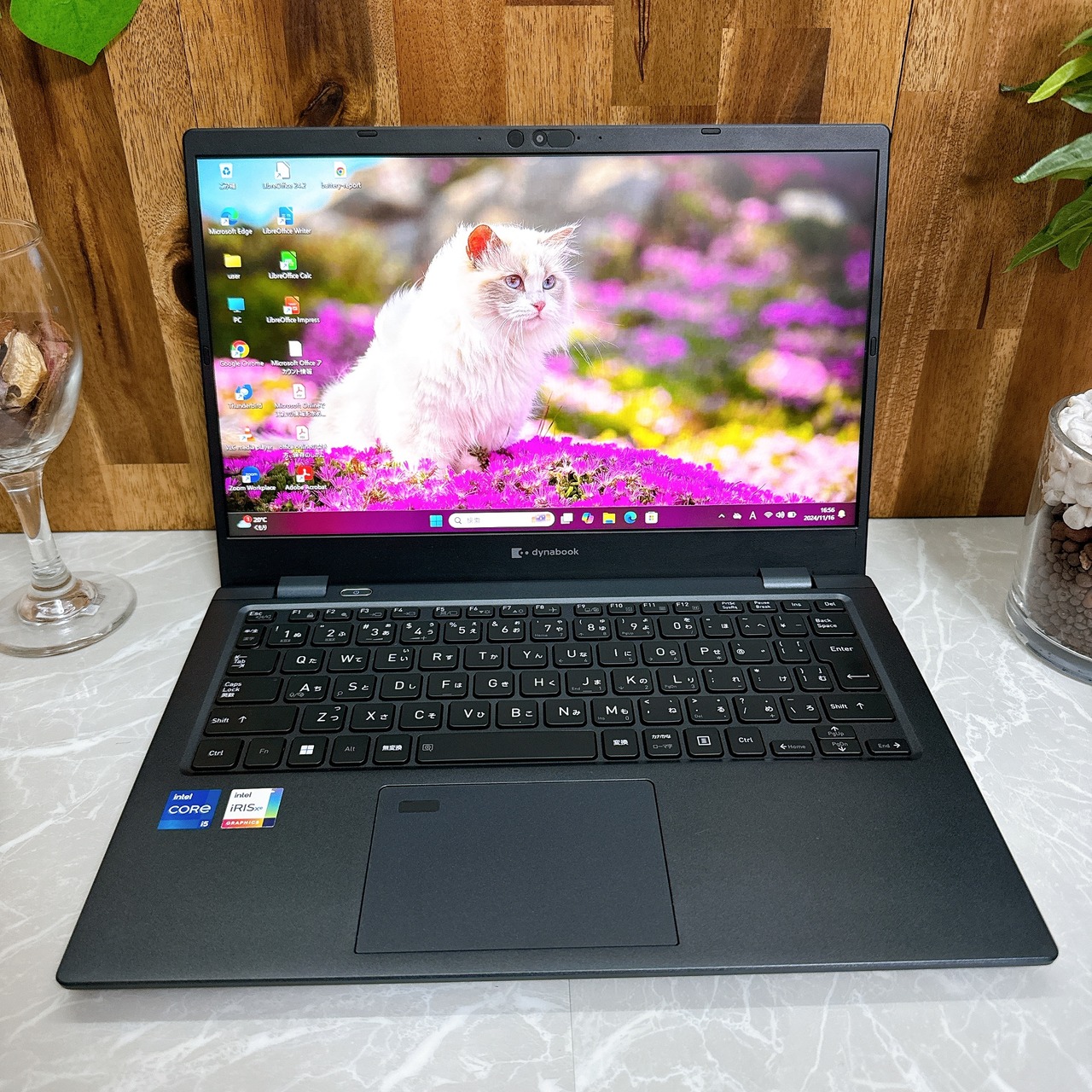 極美品2022年モデル Dynabook G83/KW/メモリ16GB/SSD256GB/超軽量ノートパソコン