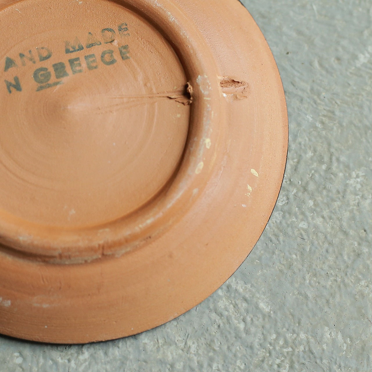 ギリシャから届いた、味わい深い陶器の器 2
