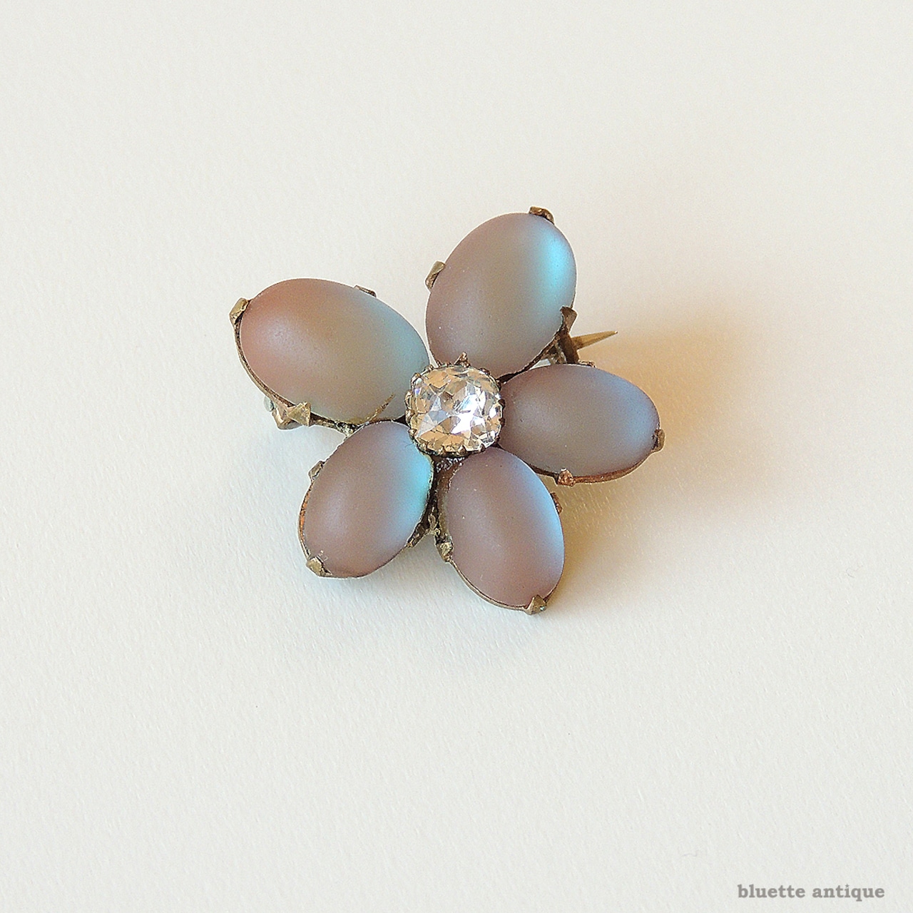 アンティークジュエリー サフィレット すみれ ブローチ【クリア】