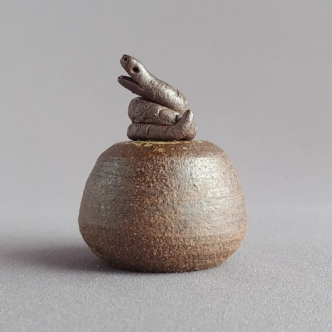 ヤマキイカイ(Yamakiikai) 置物 グレー 16×12×高さ15? 山房ふくろう電気式 茶香炉 G-1621 ヤマキイカイ(Yamakiikai) 置物 グレー 16×12×高さ15? 山房ふくろう