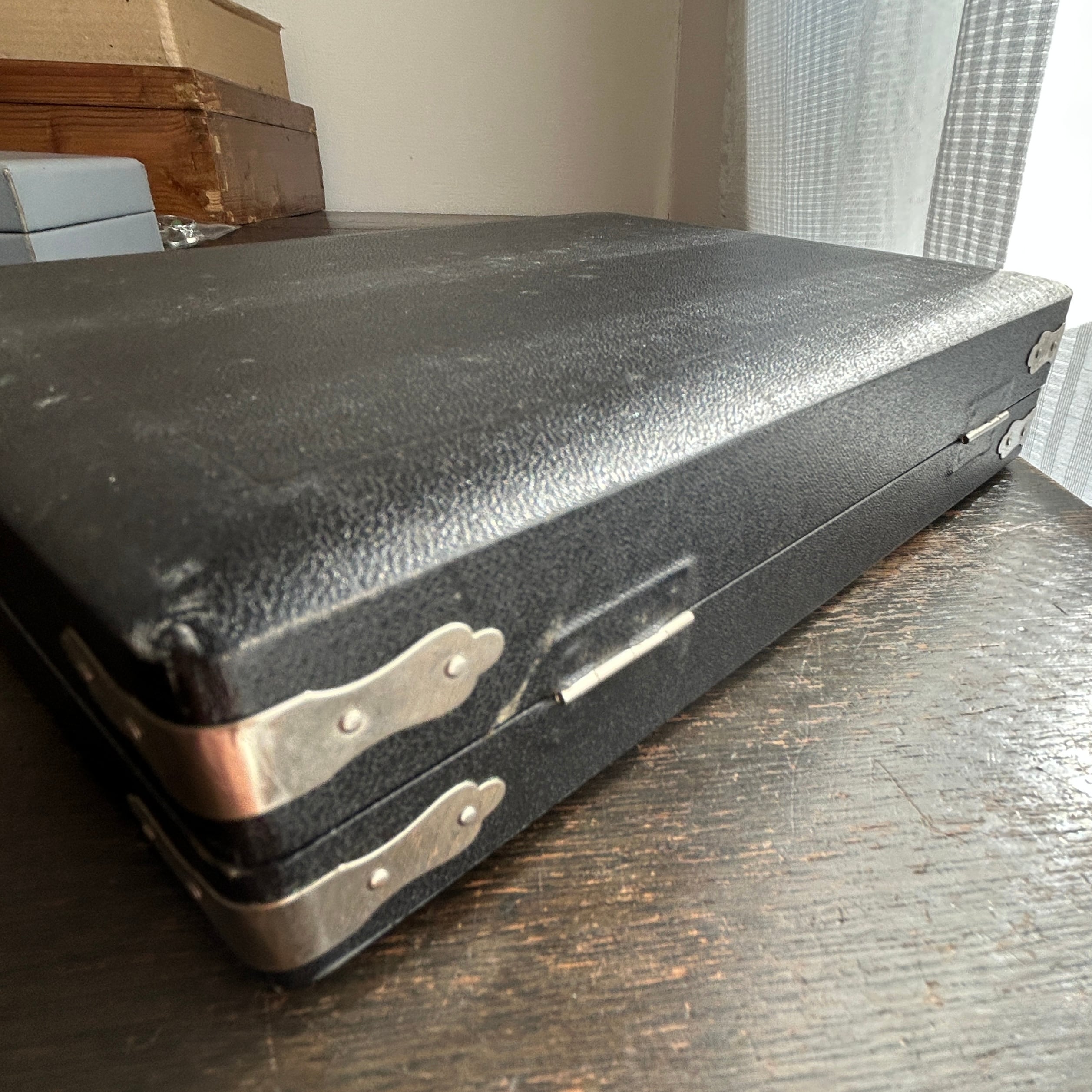 ヴィンテージ　リングコレクションケースD 浅型中、太めリング用