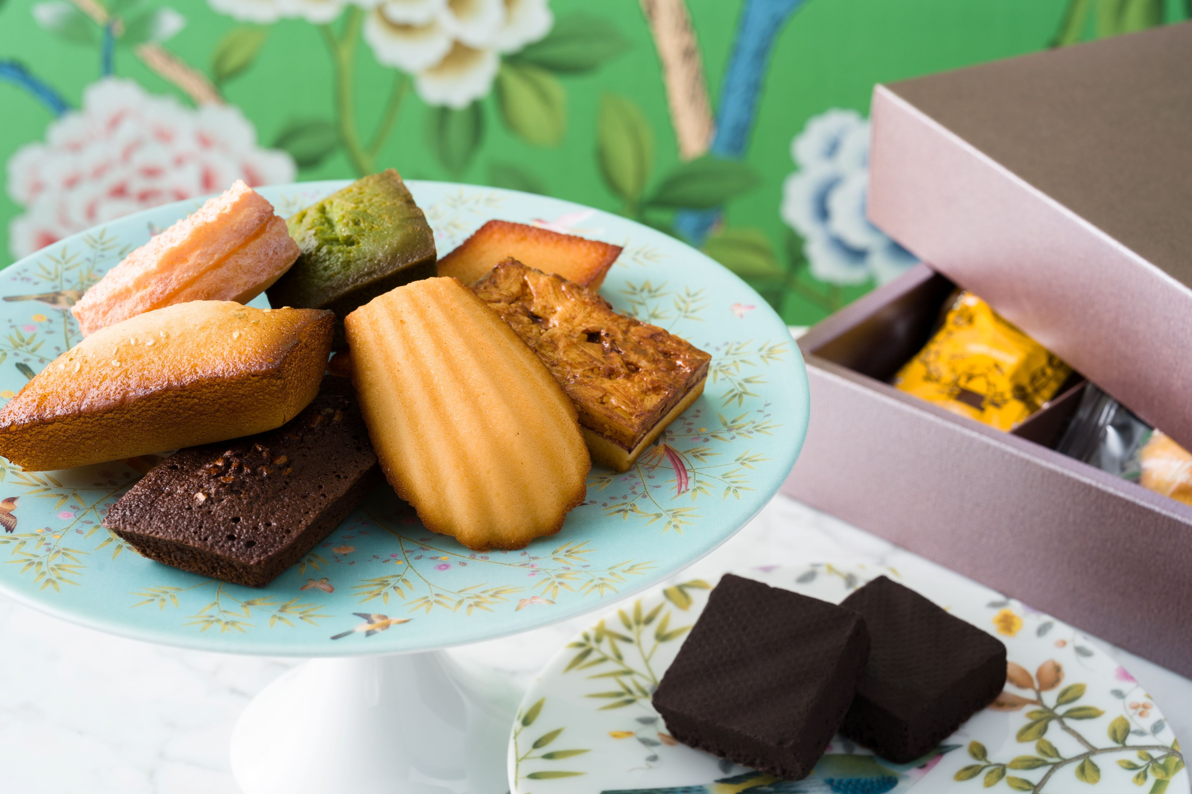 焼菓子詰合せ 18個入 | LES PÂTISSERIES LA MARÉE DE CHAYA