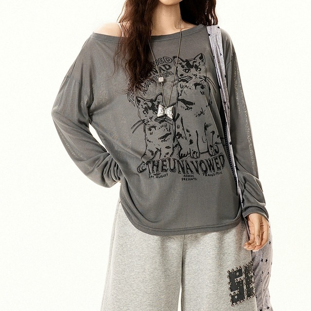 キャットグラフィックボートネックルーズフォルムカットソー 2col   R02580