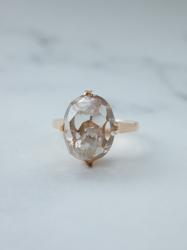 Quarz in Quartz - Neo Vintage Ring -