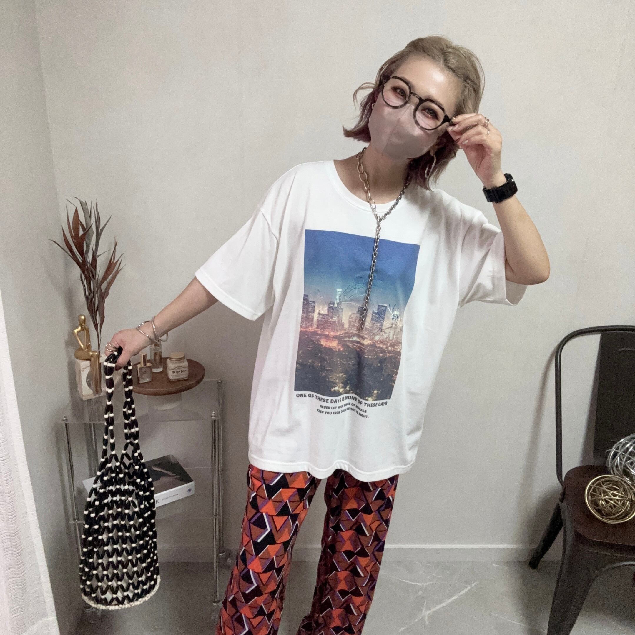 flower embroidery×photo print tee