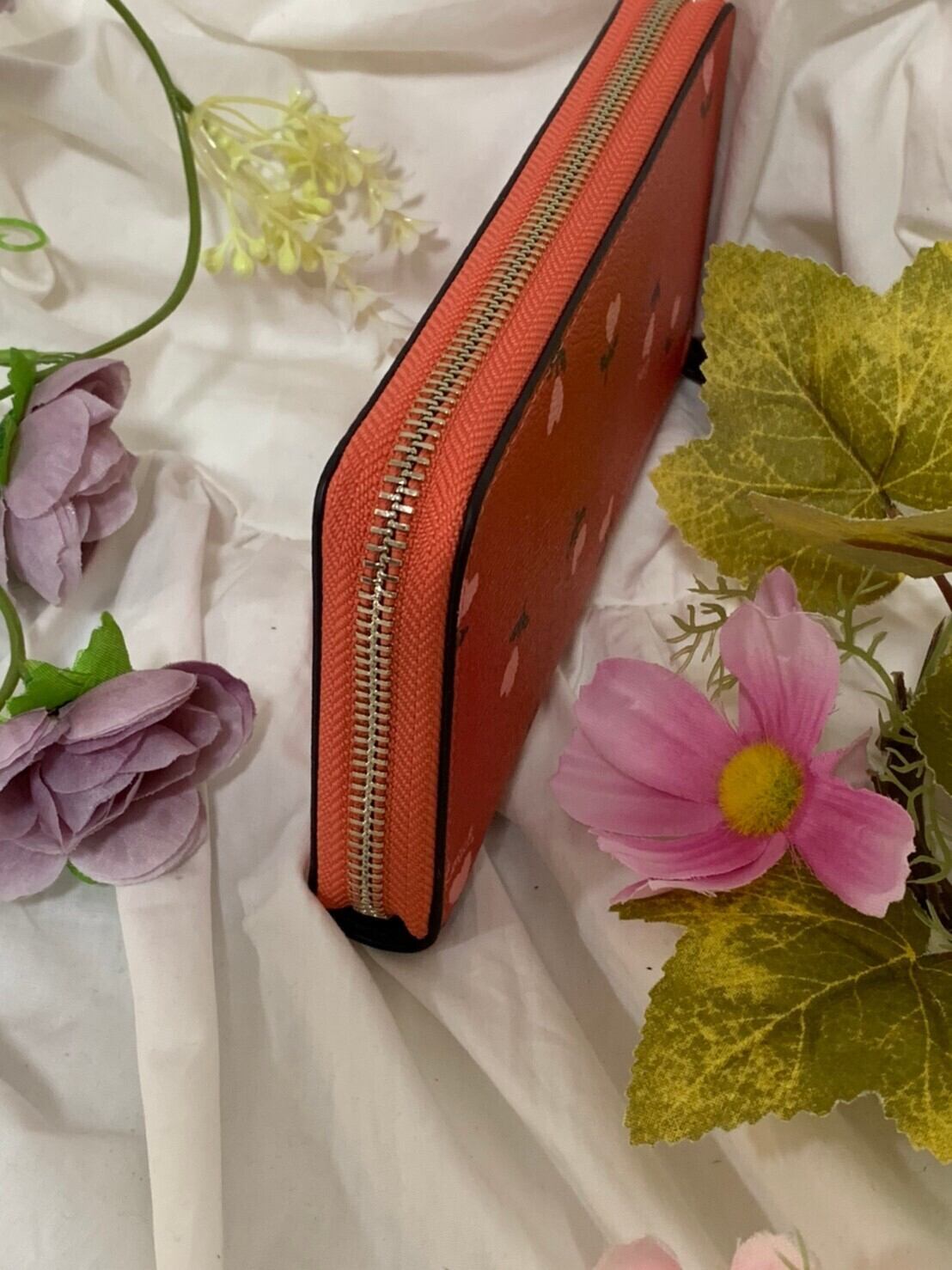 新品同様 133コーチ ハート 赤 新作 長財布 チューリップ zlote-arkady.pl