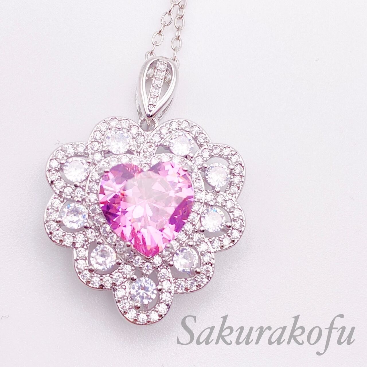 D142 送料無料 人気デザイン ピンクサファイア ジルコニア 豪華 ハートデザイン エレガント レディース ネックレスき