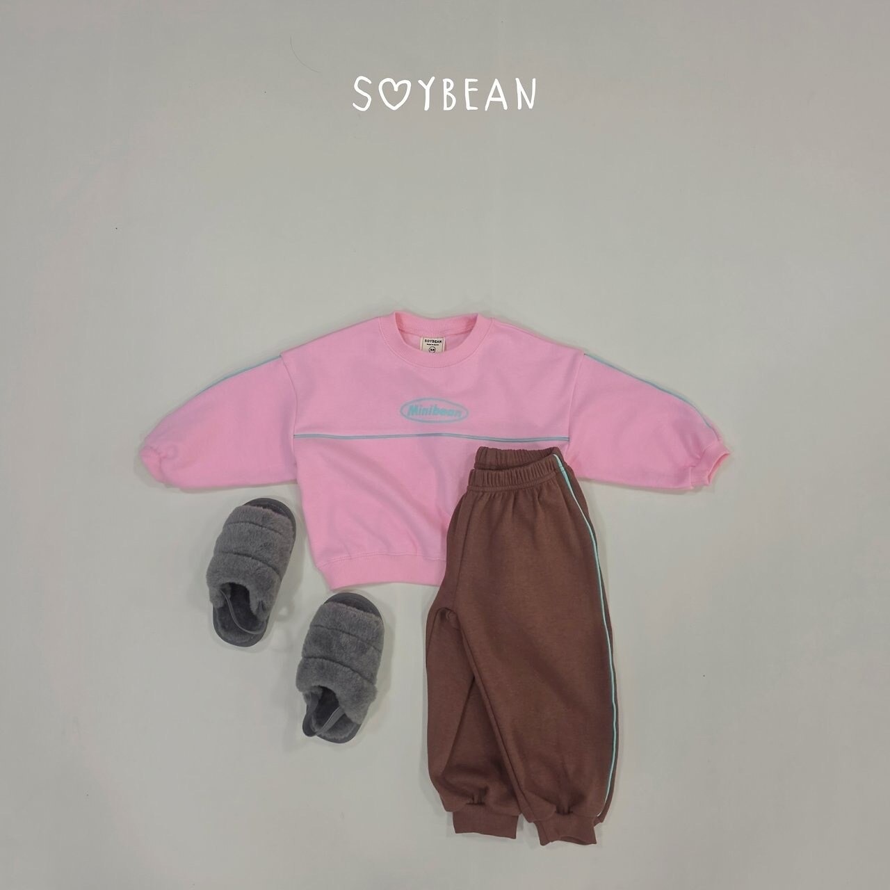 韓国子供服 / 26Autumn / soybean / mini bean セットアップ / キッズ服 / ジュニア服 / 秋服 *XS~JM*