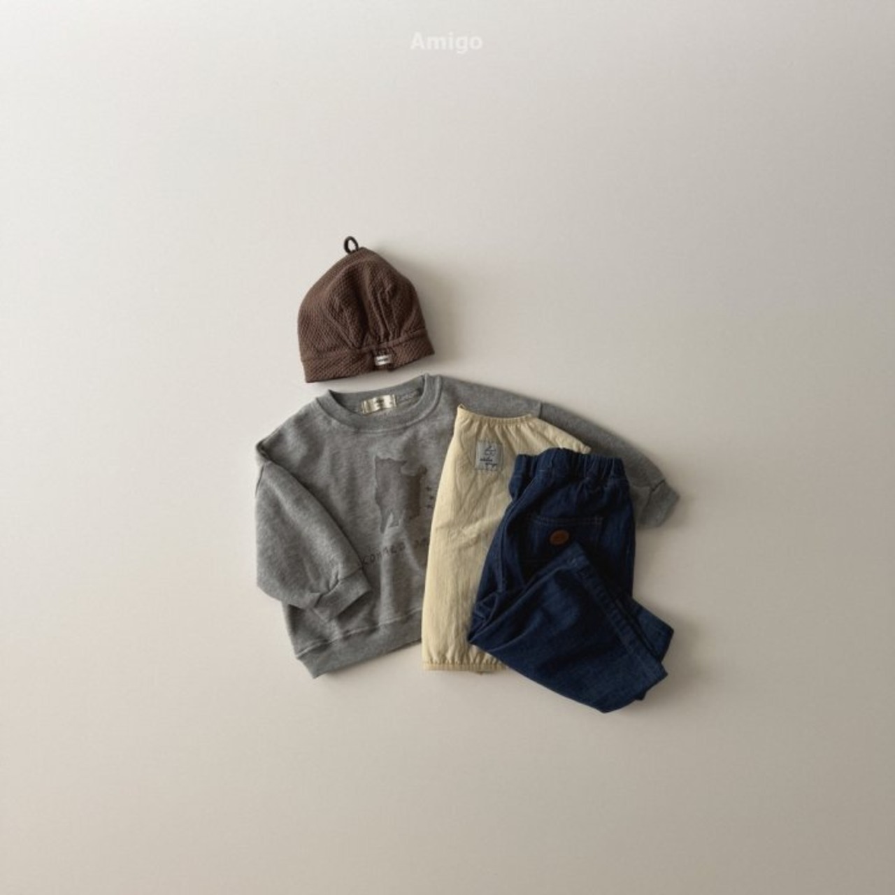 Amigo 26/SS ソフトキャットトレーナー