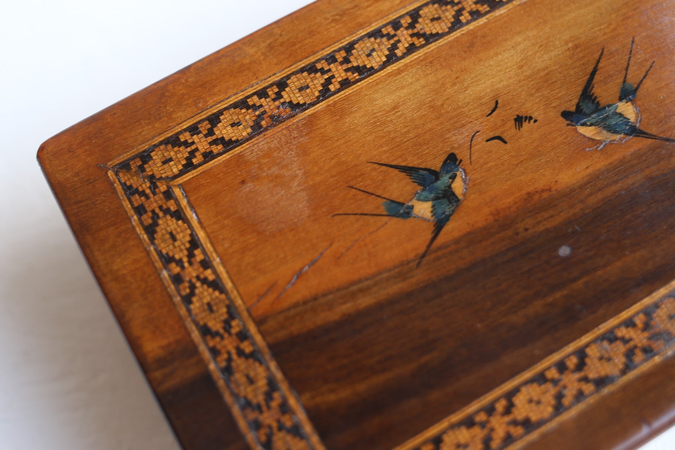 フランス アンティーク モシュリンヌ ボックス 『ツバメ』 N-02837