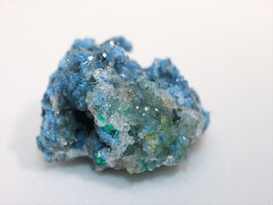 これからアップ！Quartz on Plancheite (Dioptase) Mindouli Pool dept. Congo