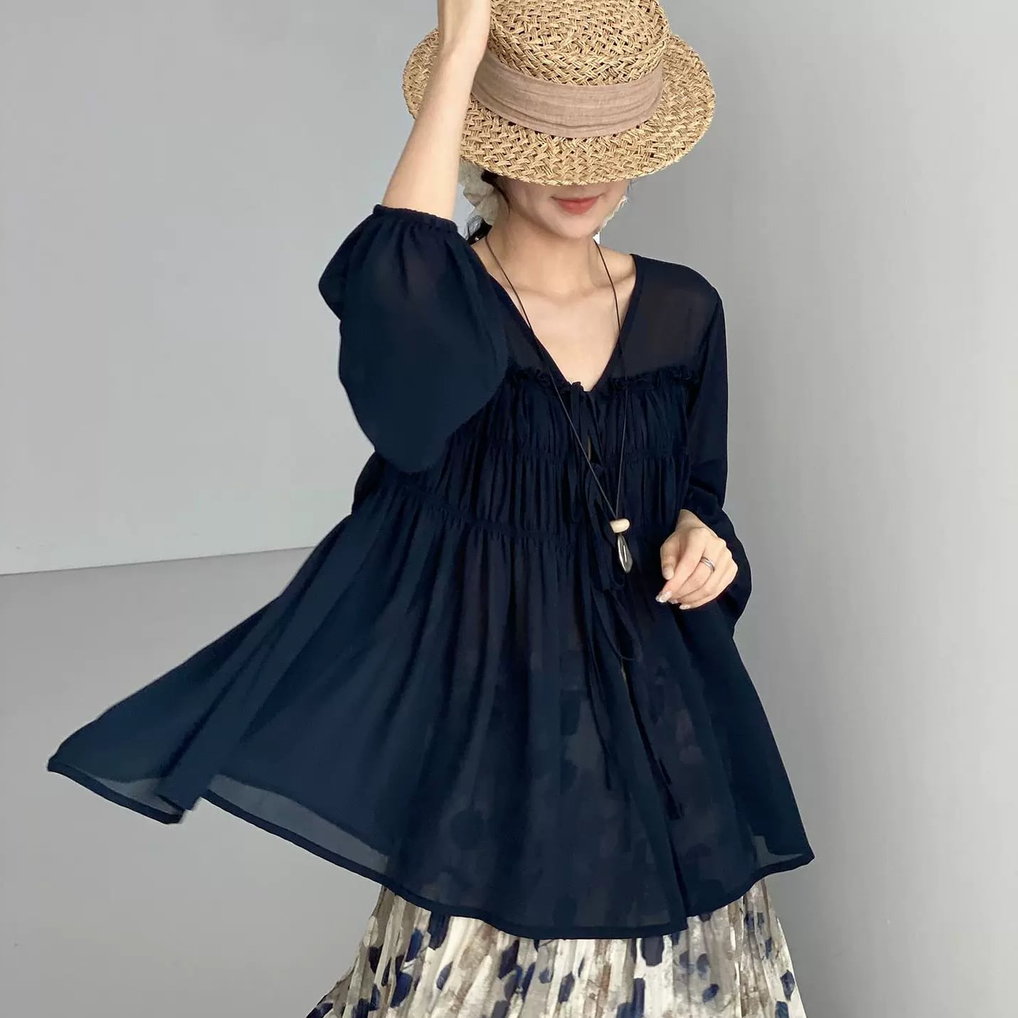 gather design v-neck blouse 14497