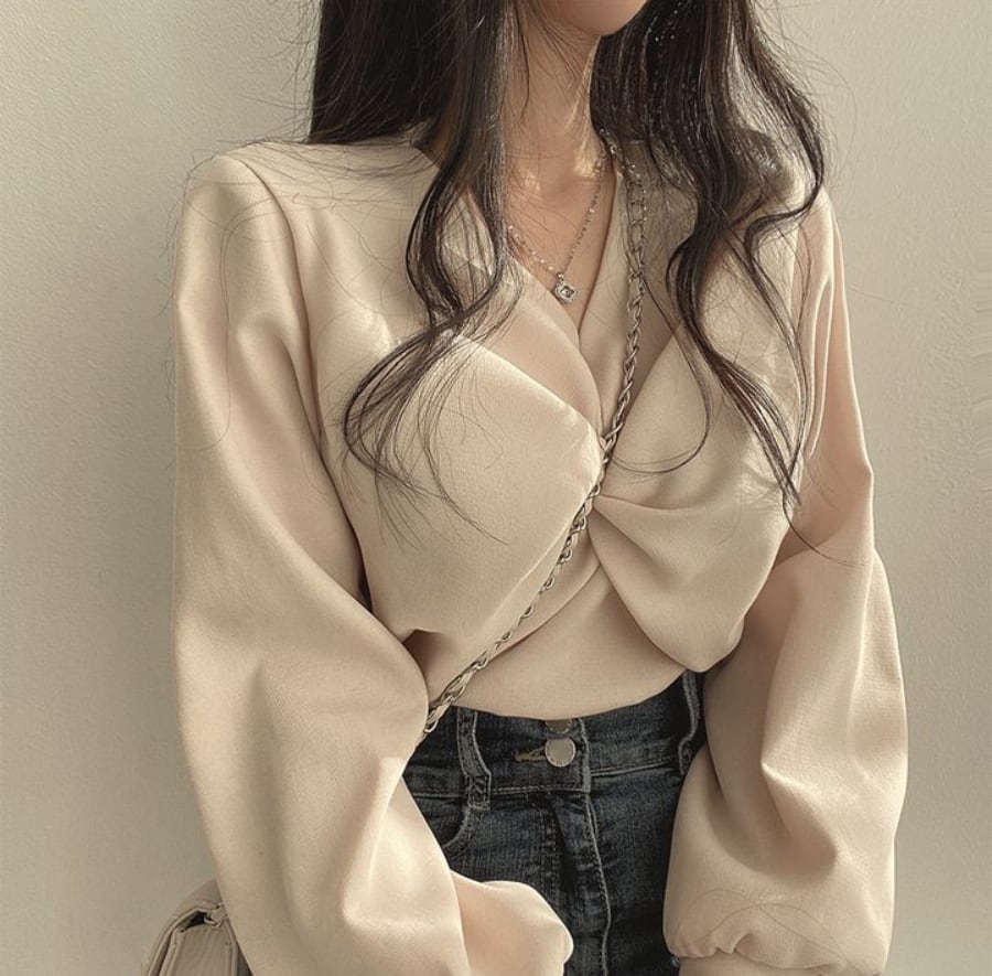 Vネックツイストデザインシャツ K5 | 韓国レディースファッション通販