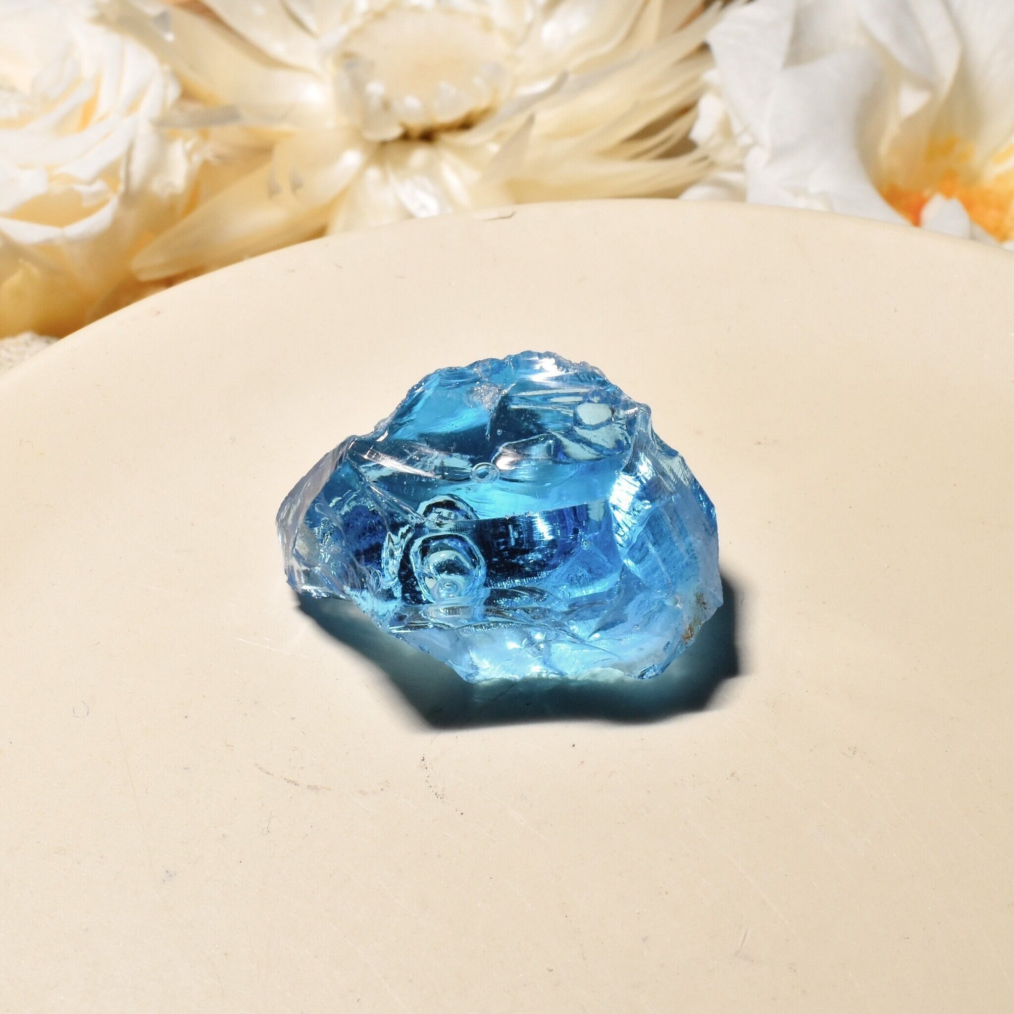 《虹入り》インドネシア産アンダラクリスタル原石 スカイブルー B