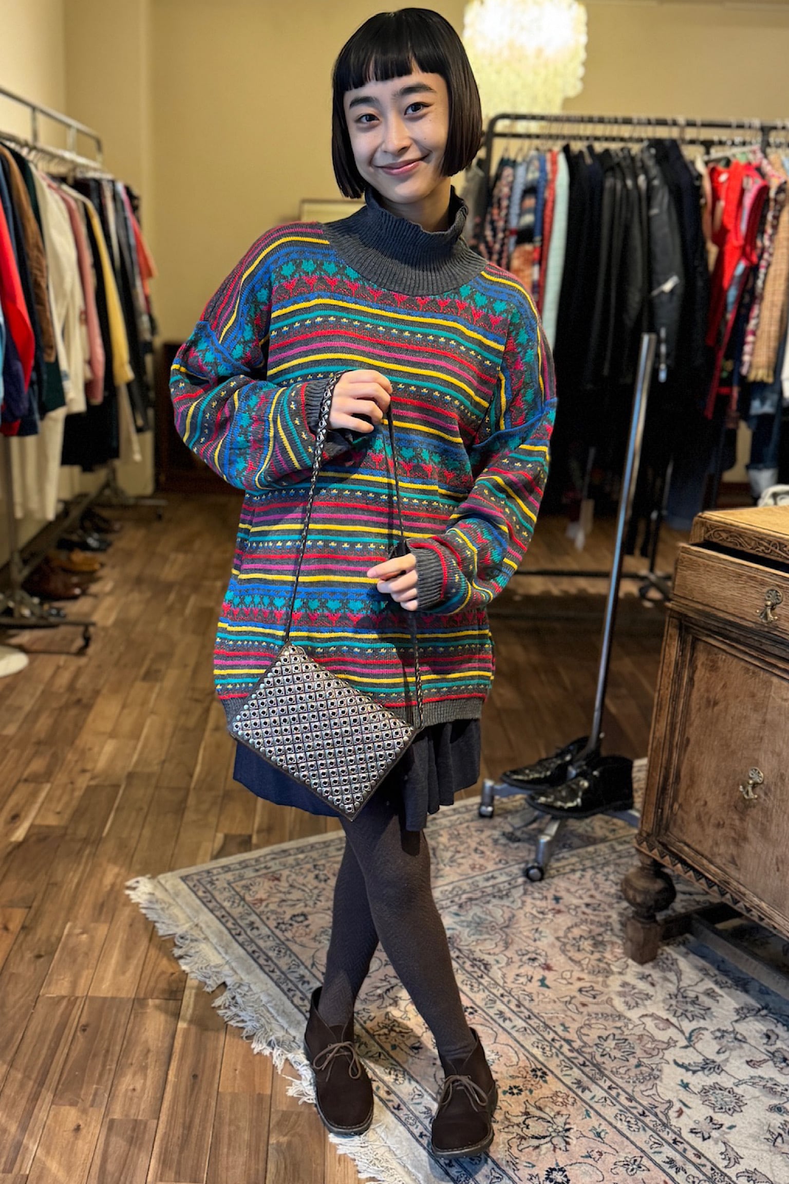 パンチングショルダーバッグ