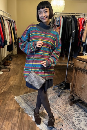 パンチングショルダーバッグ