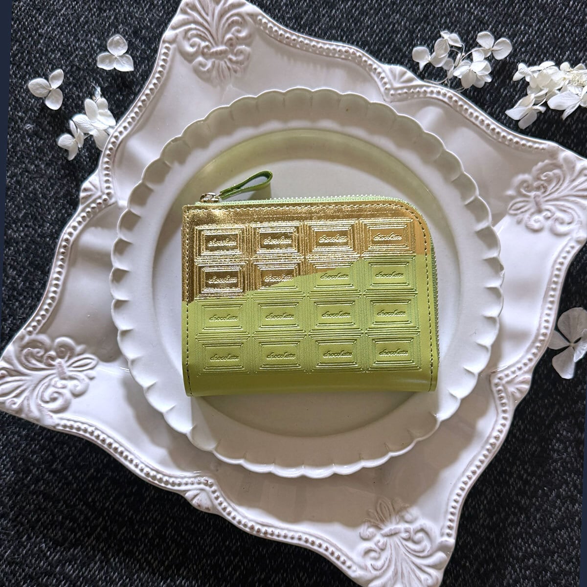 特別版:革のピスタチオショコラ ファスナーミニ財布(金の包み紙)