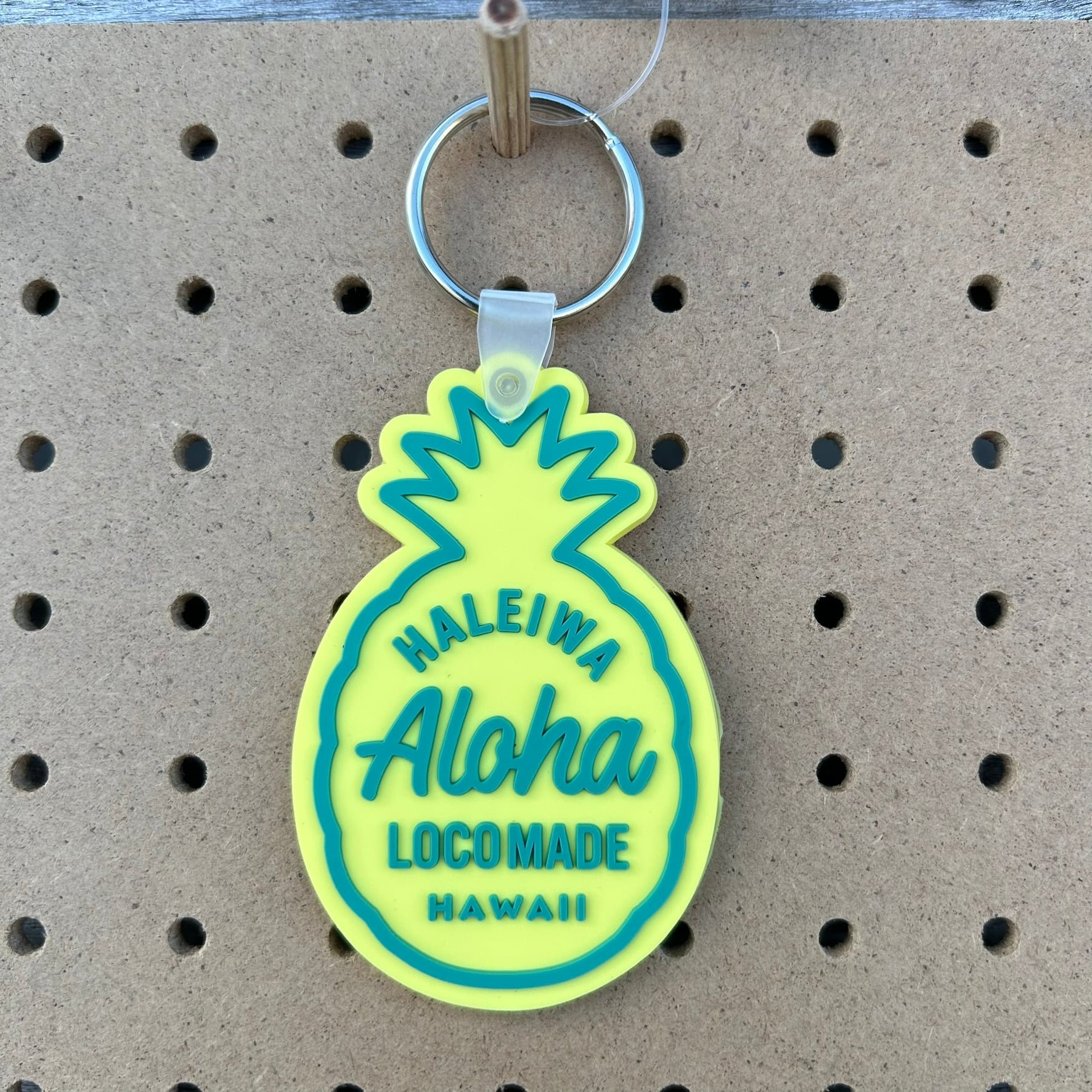 アロハ パイナップル キーホルダー | Mohala Hawaii