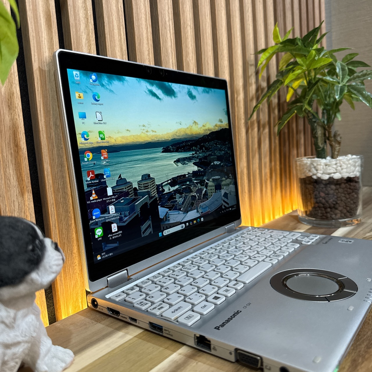 \ 公式ショップ限定価格❣️/ LTE《2in1タッチ対応モデル》Let's note QV9 第10世代 メモリ8GB SSD256GB ノートパソコン 安心サポート&3ヶ月保証付き