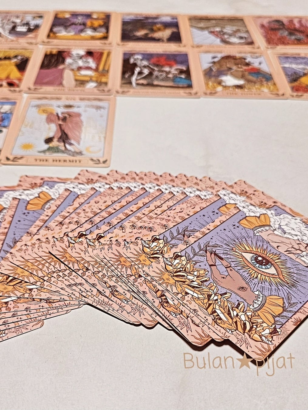【正規品オラクルカード】オーストラリアの人気ファンタジー作家✨おとぎ話のデッキ 楽天市場】［正規品］ 豪華特典付き 野生の生き物たちの知恵オラクル