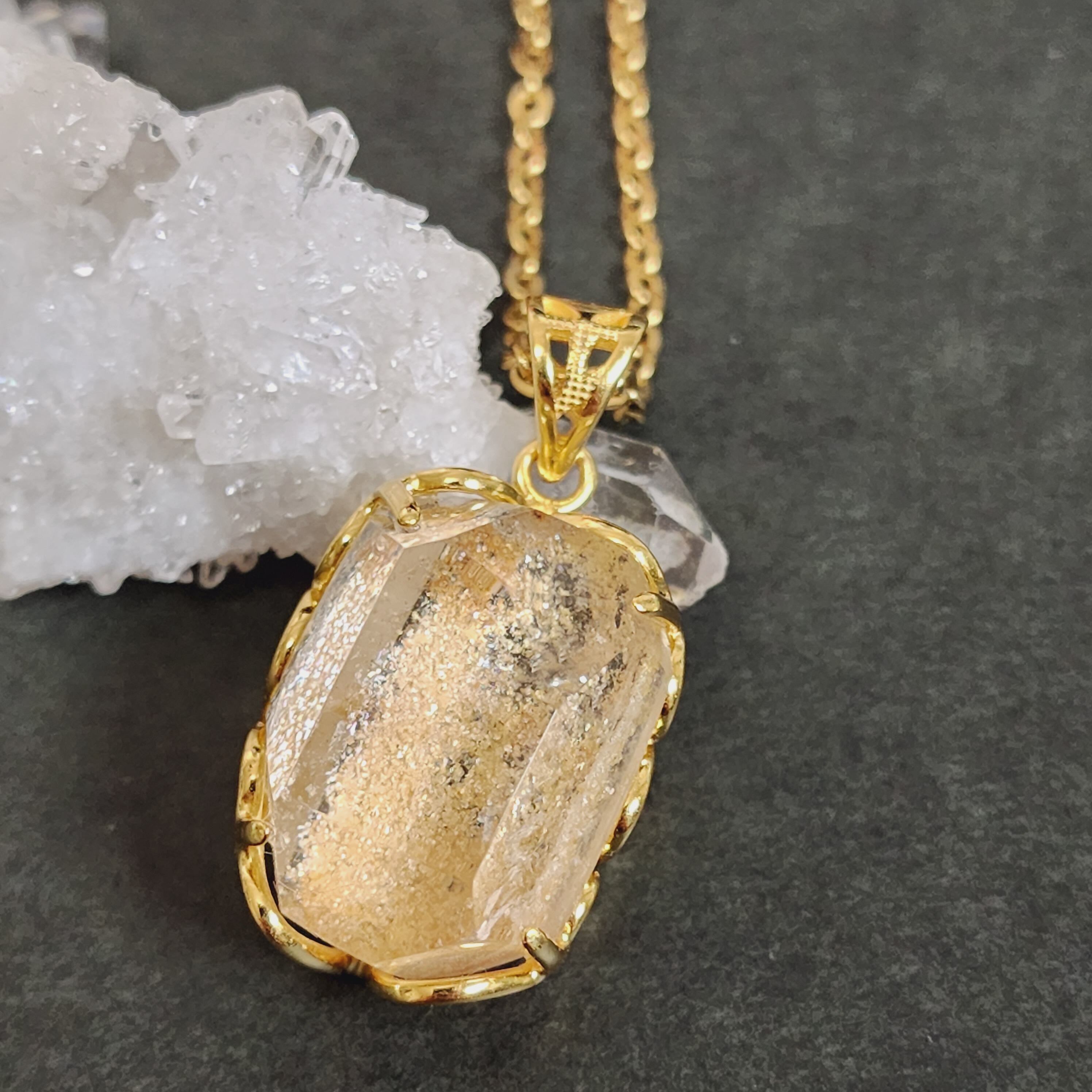 スギライト ペンダントトップ 天然石 ネックレス ブラックスギライト