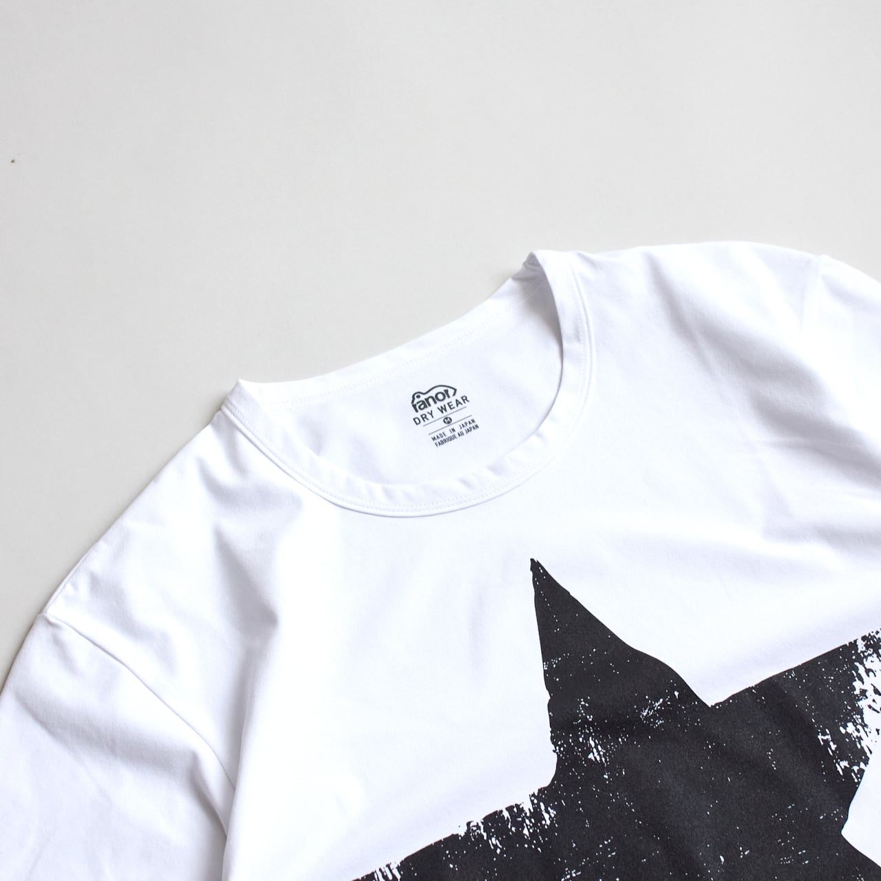 ranor（ラナー）STAR T-SHIRT White ユニセックス スター グラフィック