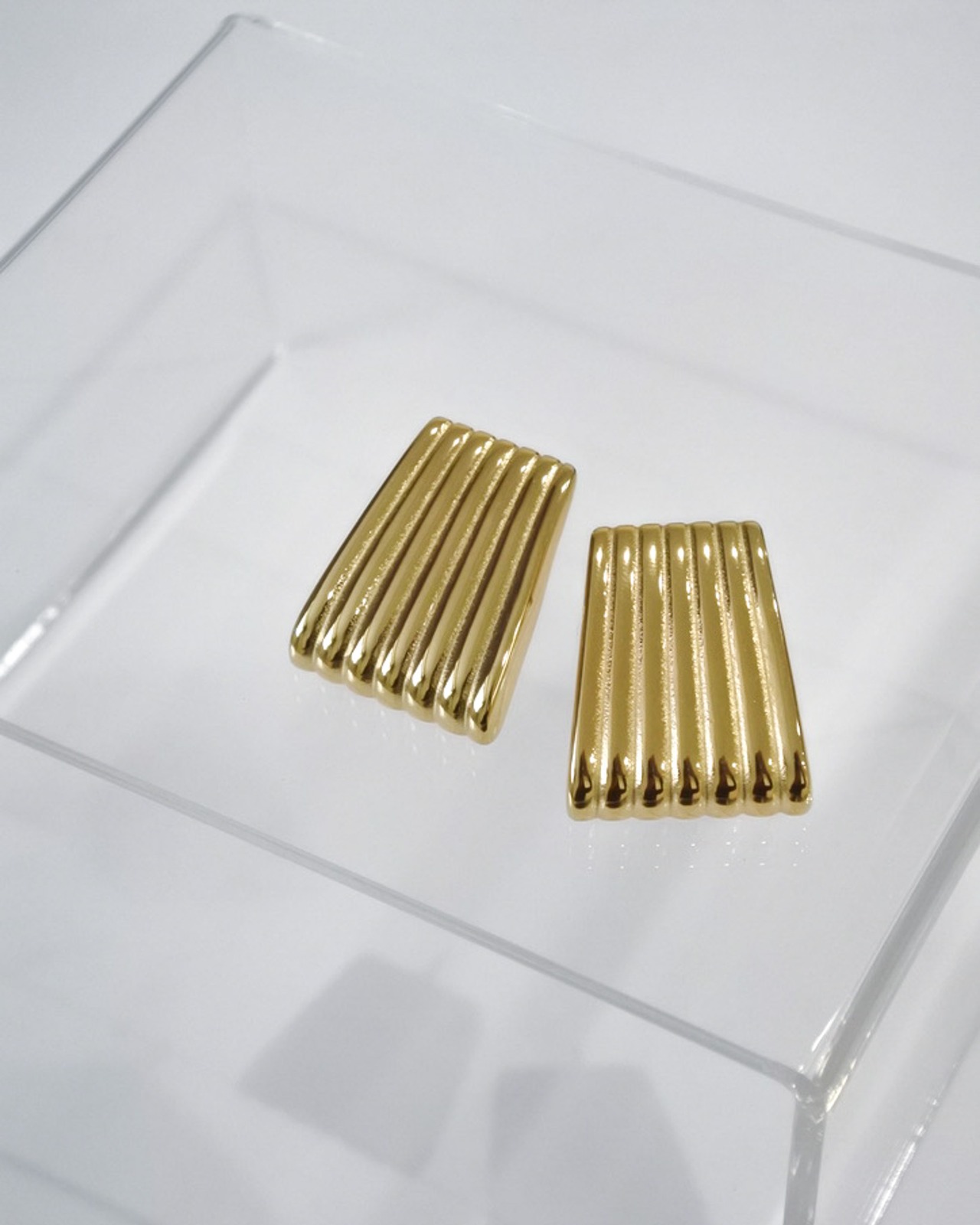 stripe square pierce