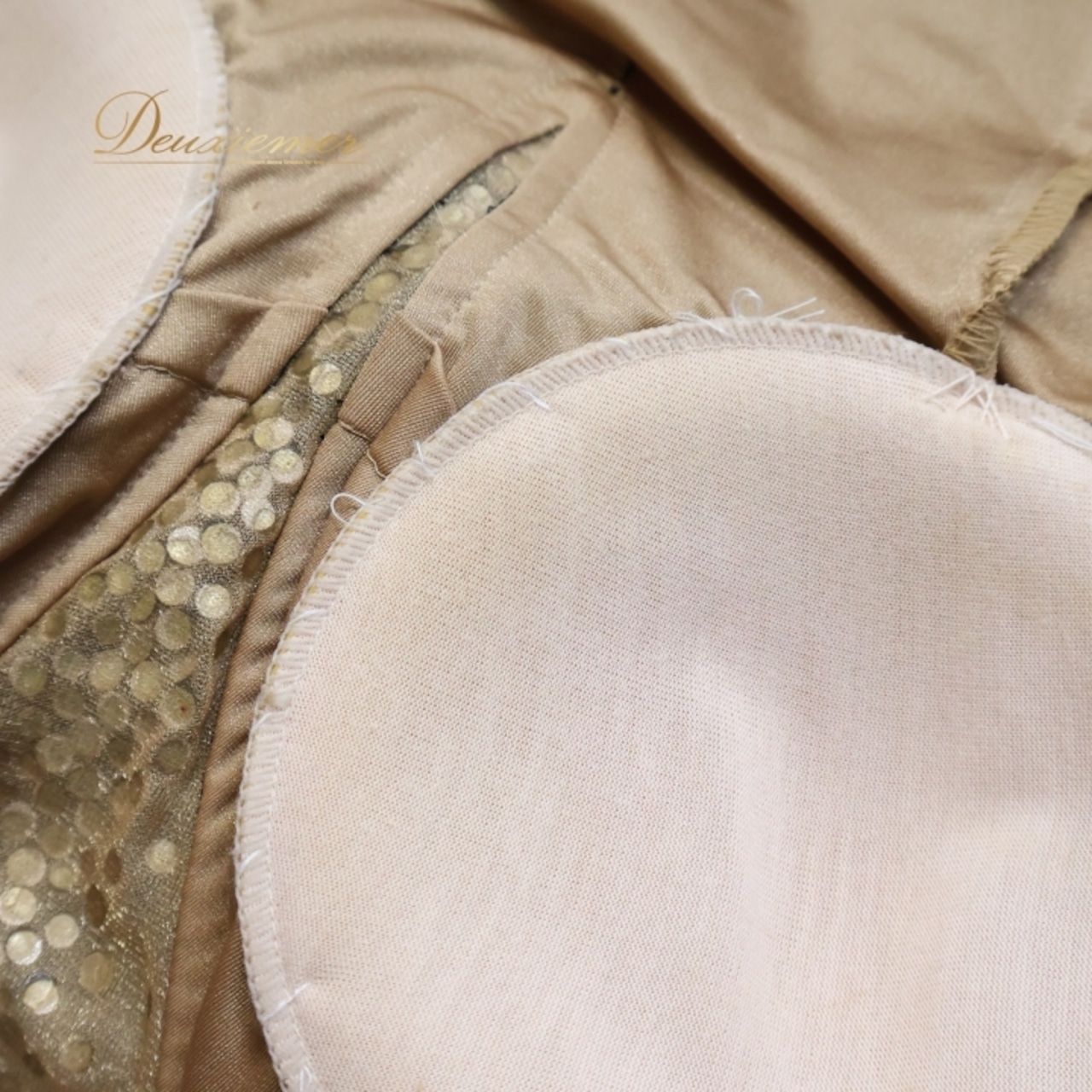 社交ダンス 衣装 ラテン ドレス ワンピース 黒 ピンク デモ 競技 ダンス パーティ 発表会 フリル 豪華 かわいい 華やか 日本製 ブラック系 ピンク系 ドレッシー 発表 おしゃれ 踊りやすい パーティー 社交ダンス衣装 レディース ステージ衣装