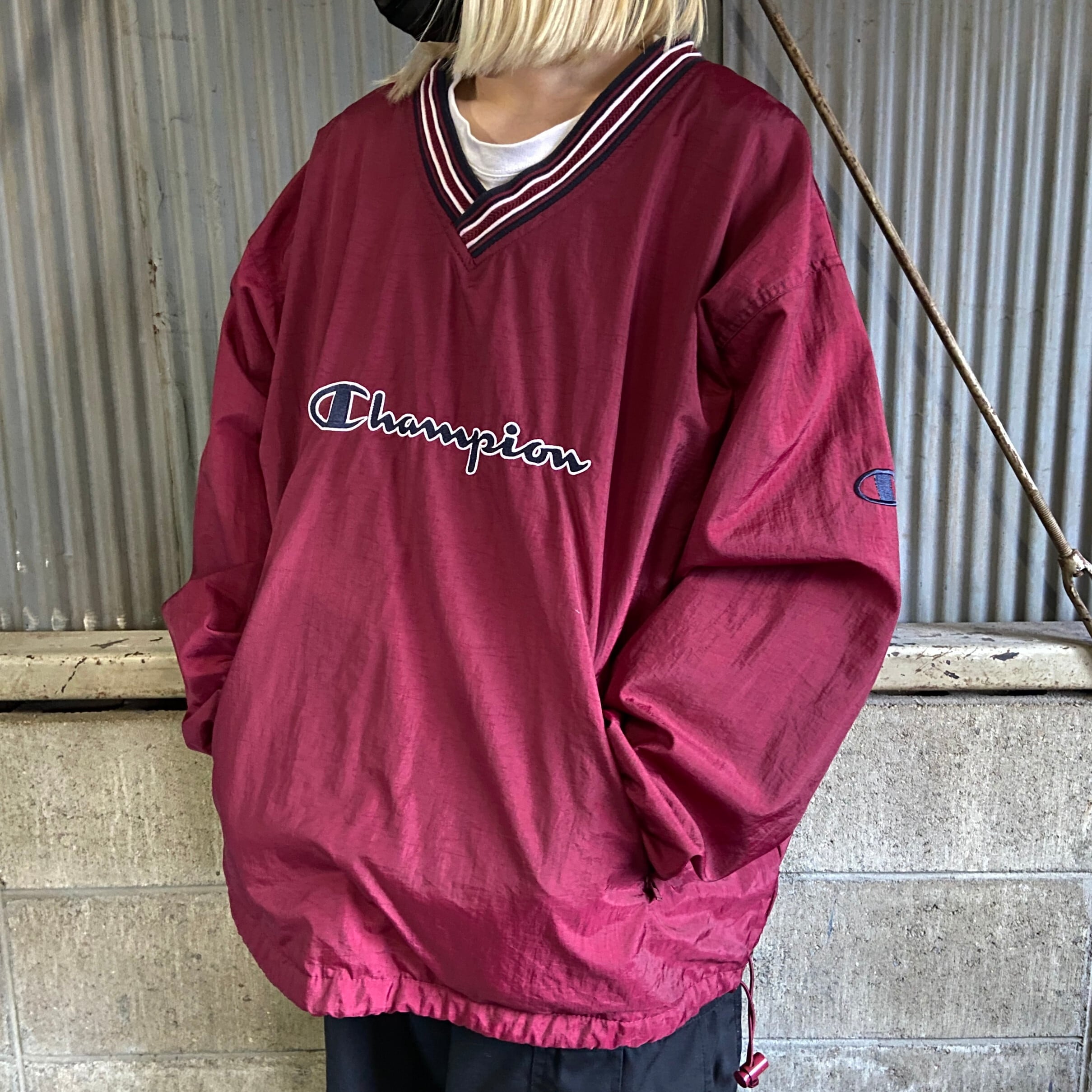 champion チャンピオン プルオーバー カレッジロゴ ナイロンジャケット