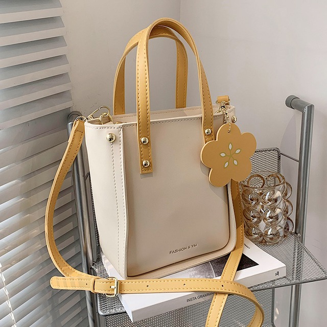 サマーレッド 夏物 メッセンジャーバッグ Tiancai_Wing_Bag47909081331