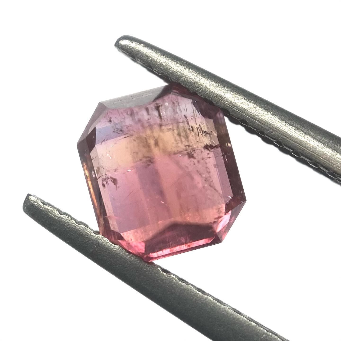 鮮やかな夕焼け　トルマリン